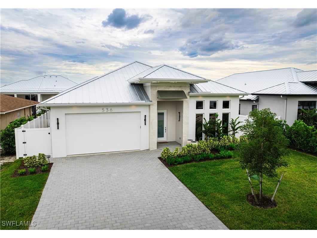 536 107th Avenue N Naples FL 34108 225080811 image1