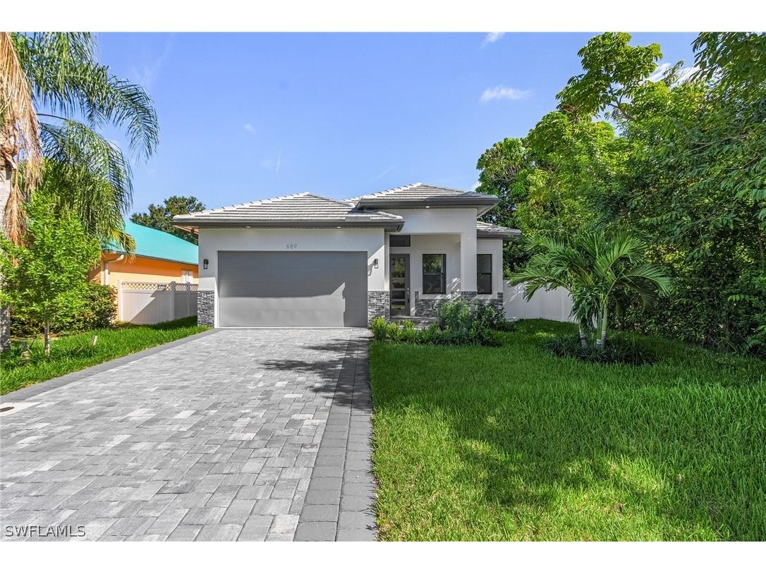 536 97th Avenue N Naples FL 34108 226008809 image1