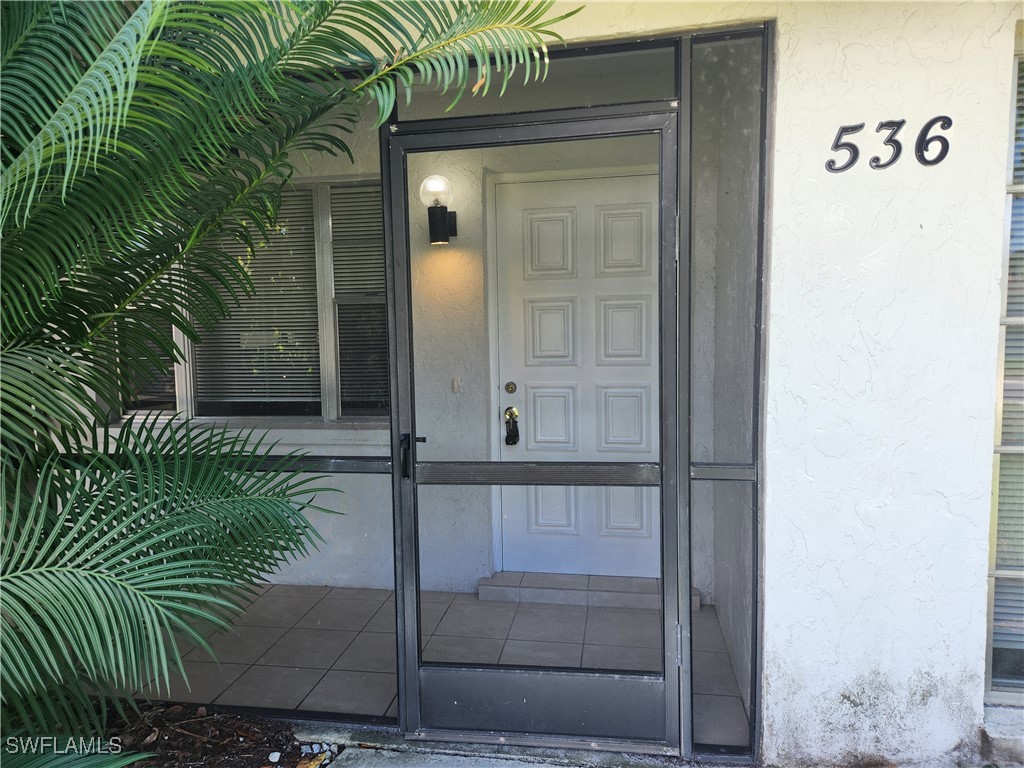 536 99th Avenue N Naples FL 34108 224066987 image1
