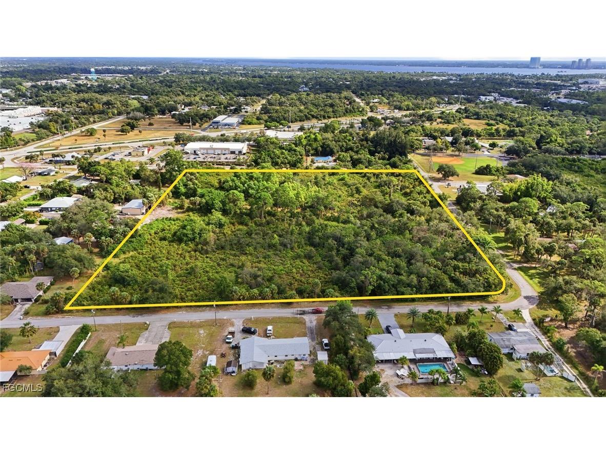 536 Evergreen Road North Fort Myers FL 33903 2025022705 image13