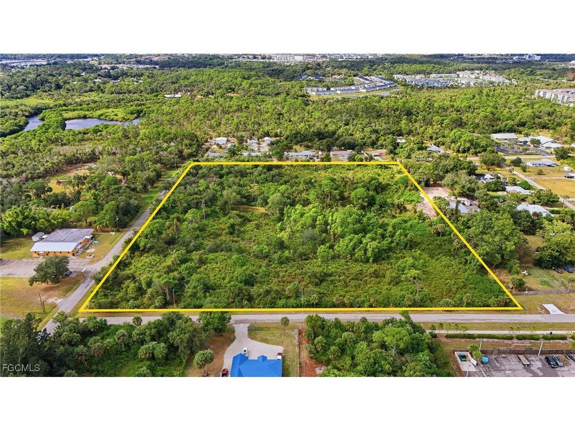 536 Evergreen Road North Fort Myers FL 33903 2025022705 image3
