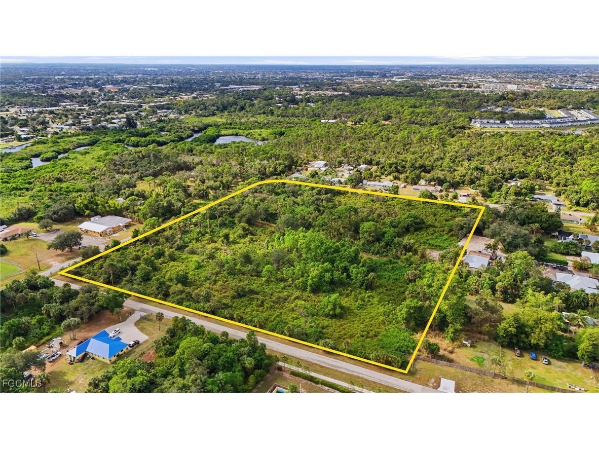 536 Evergreen Road North Fort Myers FL 33903 2025022705 image8