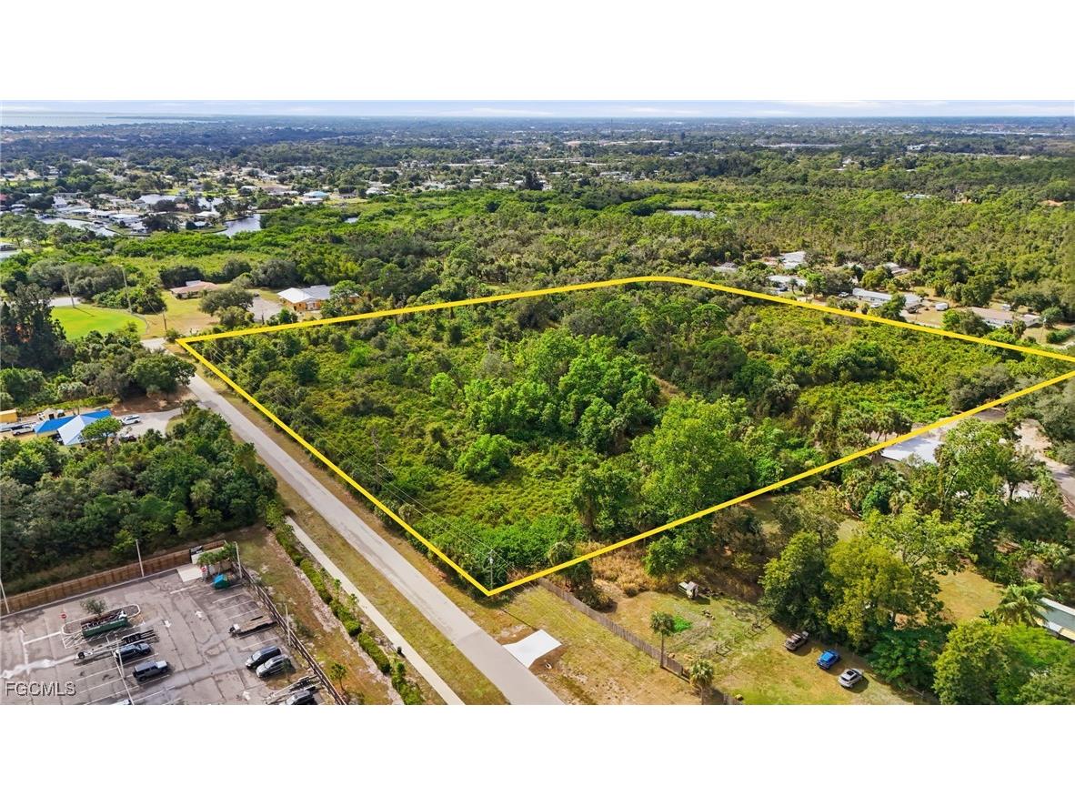 536 Evergreen Road North Fort Myers FL 33903 2025022705 image9