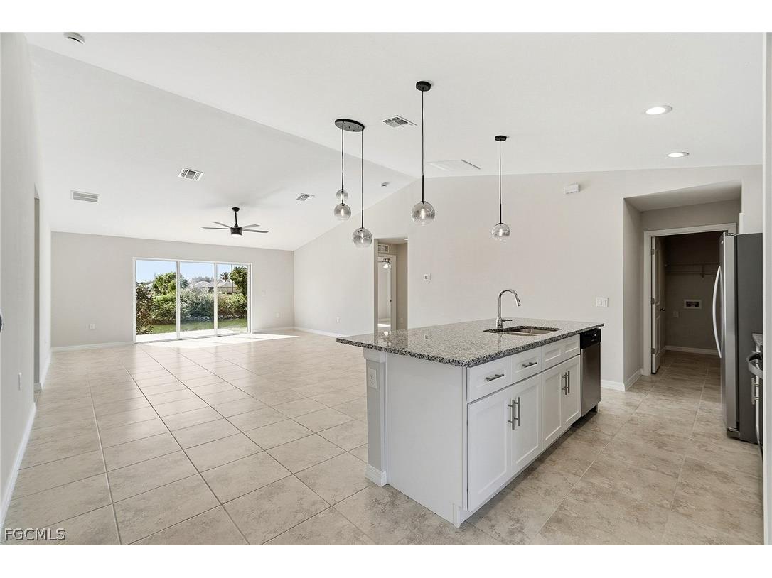536 NW 20th Street Cape Coral FL 33993 2026008425 image11