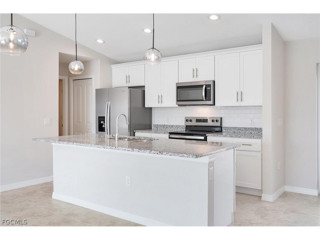 536 NW 20th Street Cape Coral FL 33993 2026008425 image7