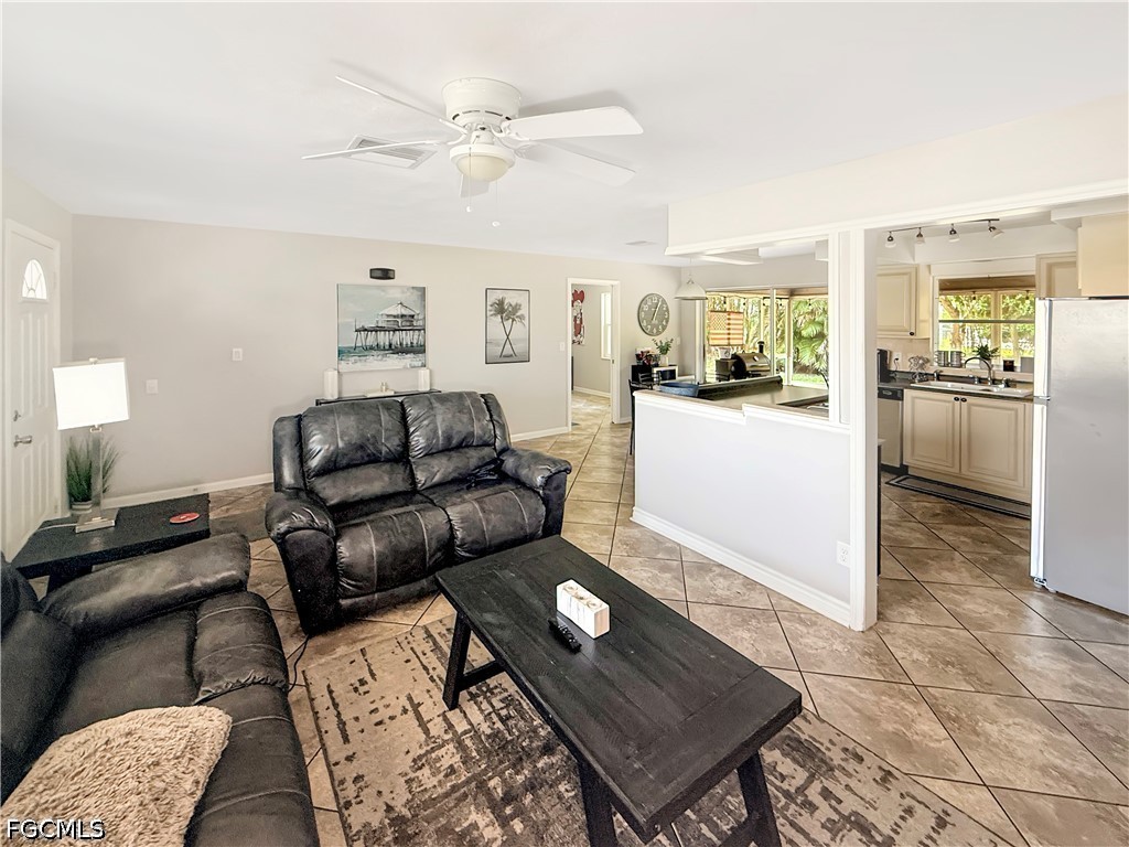536 SE 26th Terrace Cape Coral FL 33904 2026021436 image11