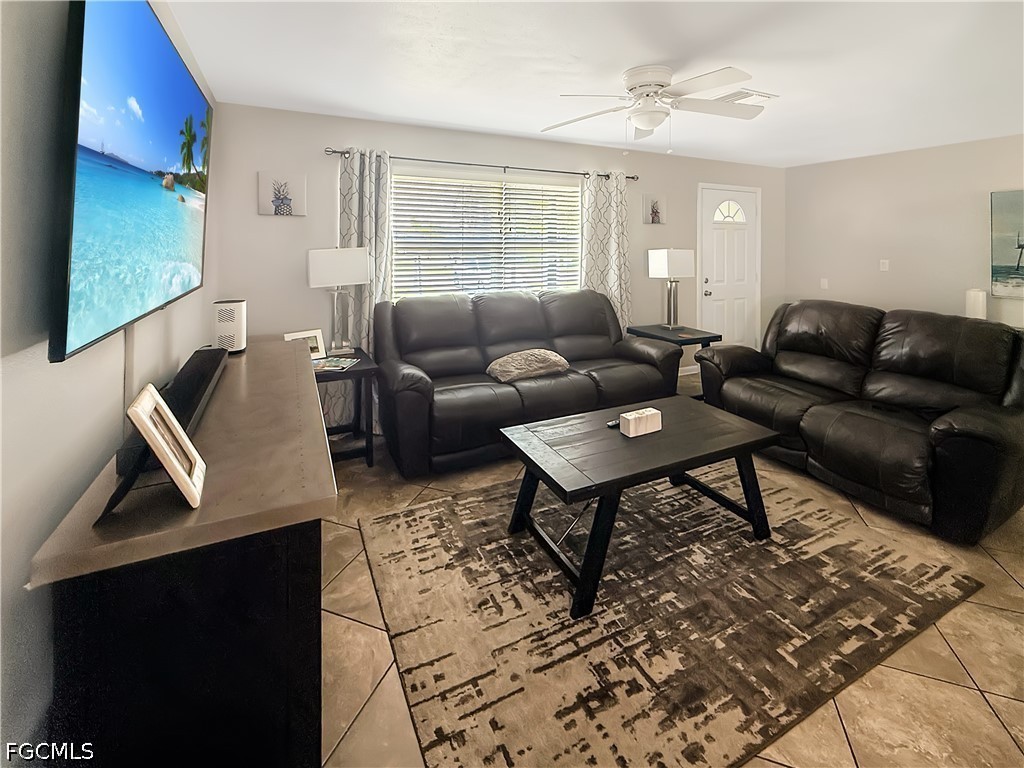 536 SE 26th Terrace Cape Coral FL 33904 2026021436 image3
