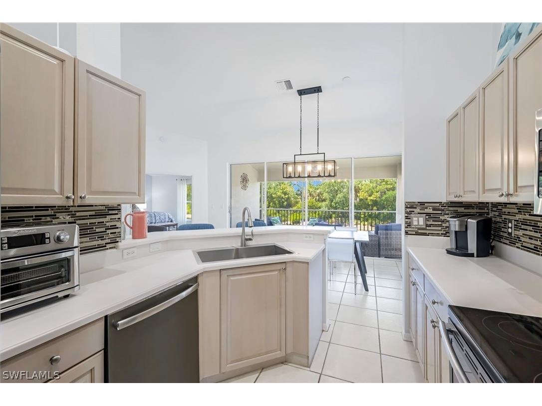 5360 Andover Drive #202 Naples FL 34110 226009538 image9