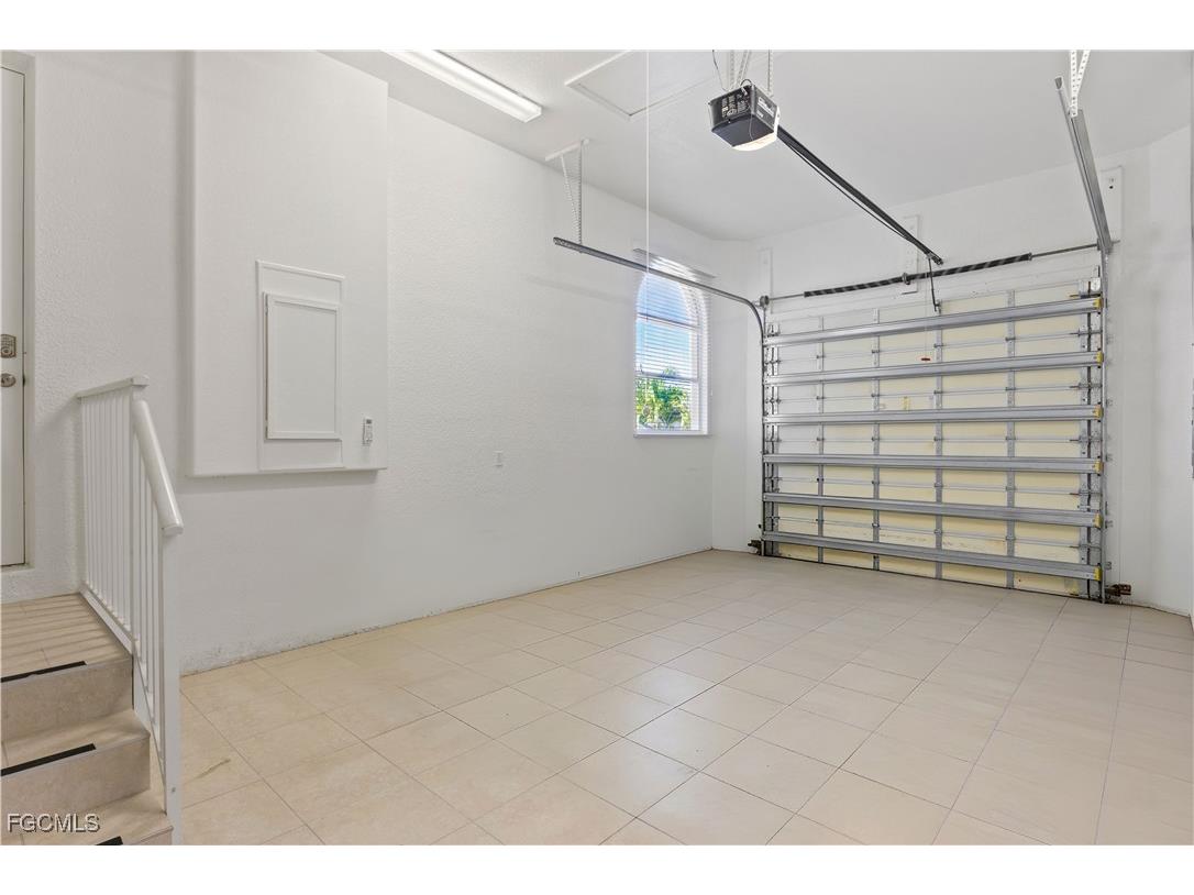 5366 Cortez Court Cape Coral FL 33904 2025024355 image38