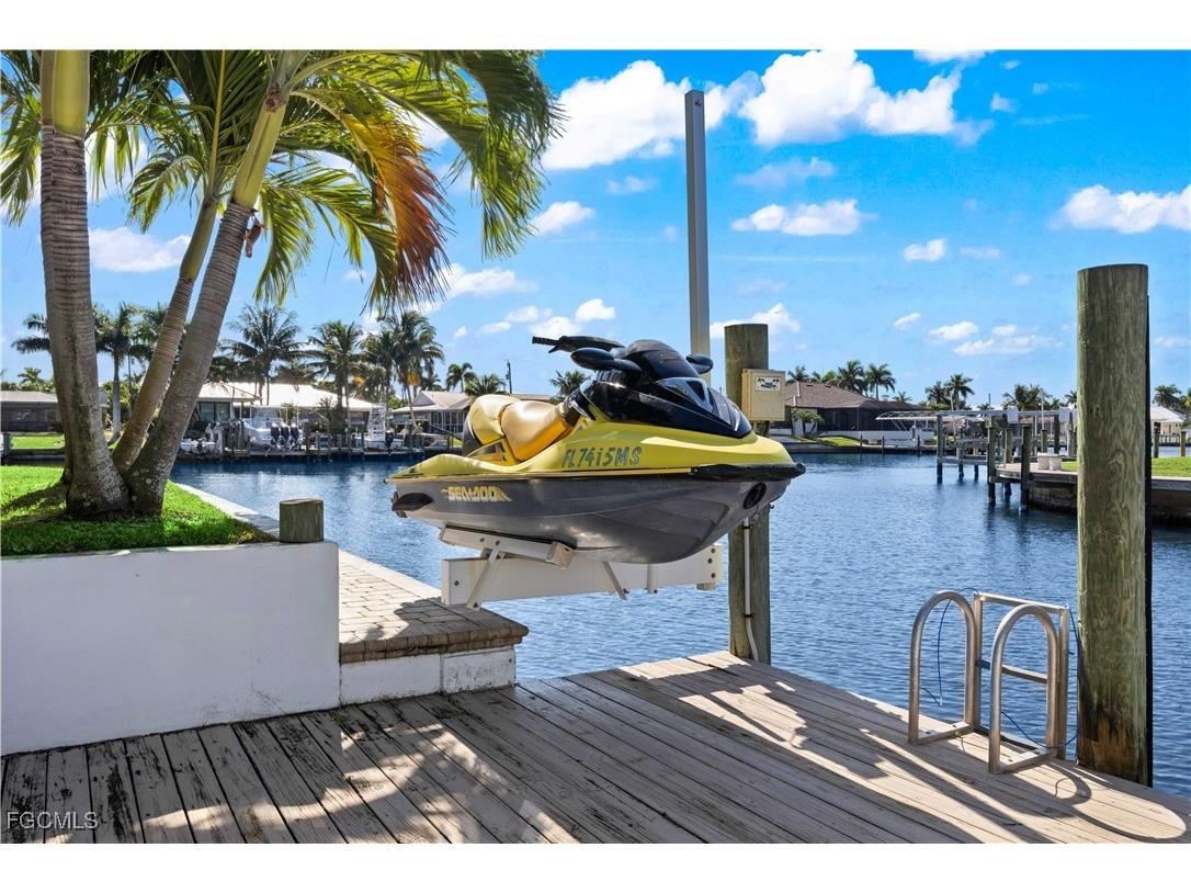 5366 Cortez Court Cape Coral FL 33904 2025024355 image49