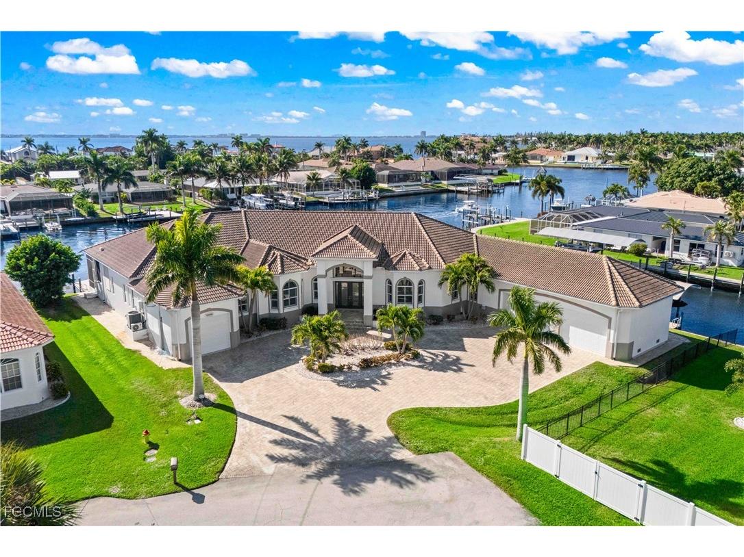 5366 Cortez Court Cape Coral FL 33904 2025024355 image9