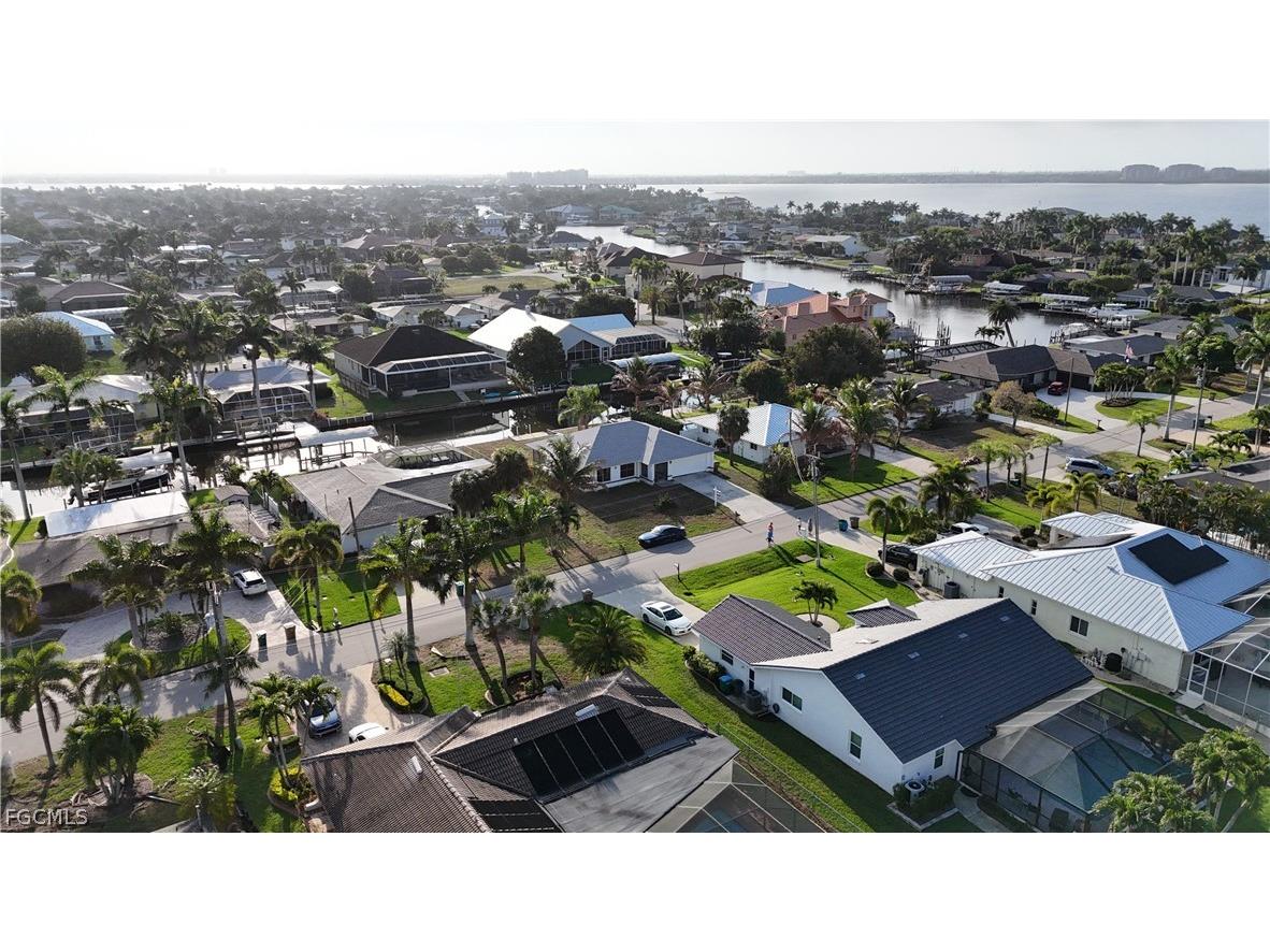 5367 Coral Avenue Cape Coral FL 33904 2025015369 image21