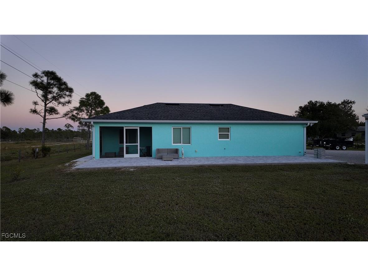 5367 Grovewood Circle Punta Gorda FL 33982 2025020568 image10