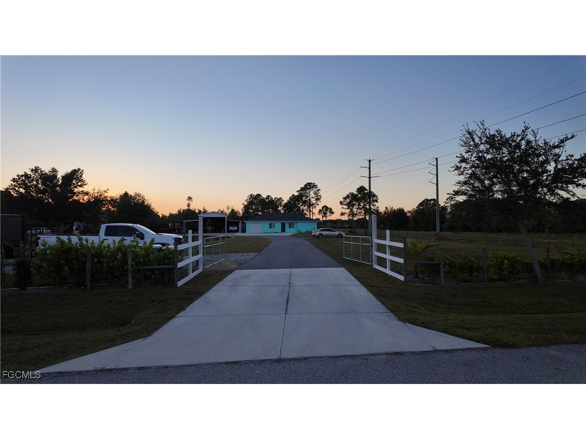 5367 Grovewood Circle Punta Gorda FL 33982 2025020568 image18