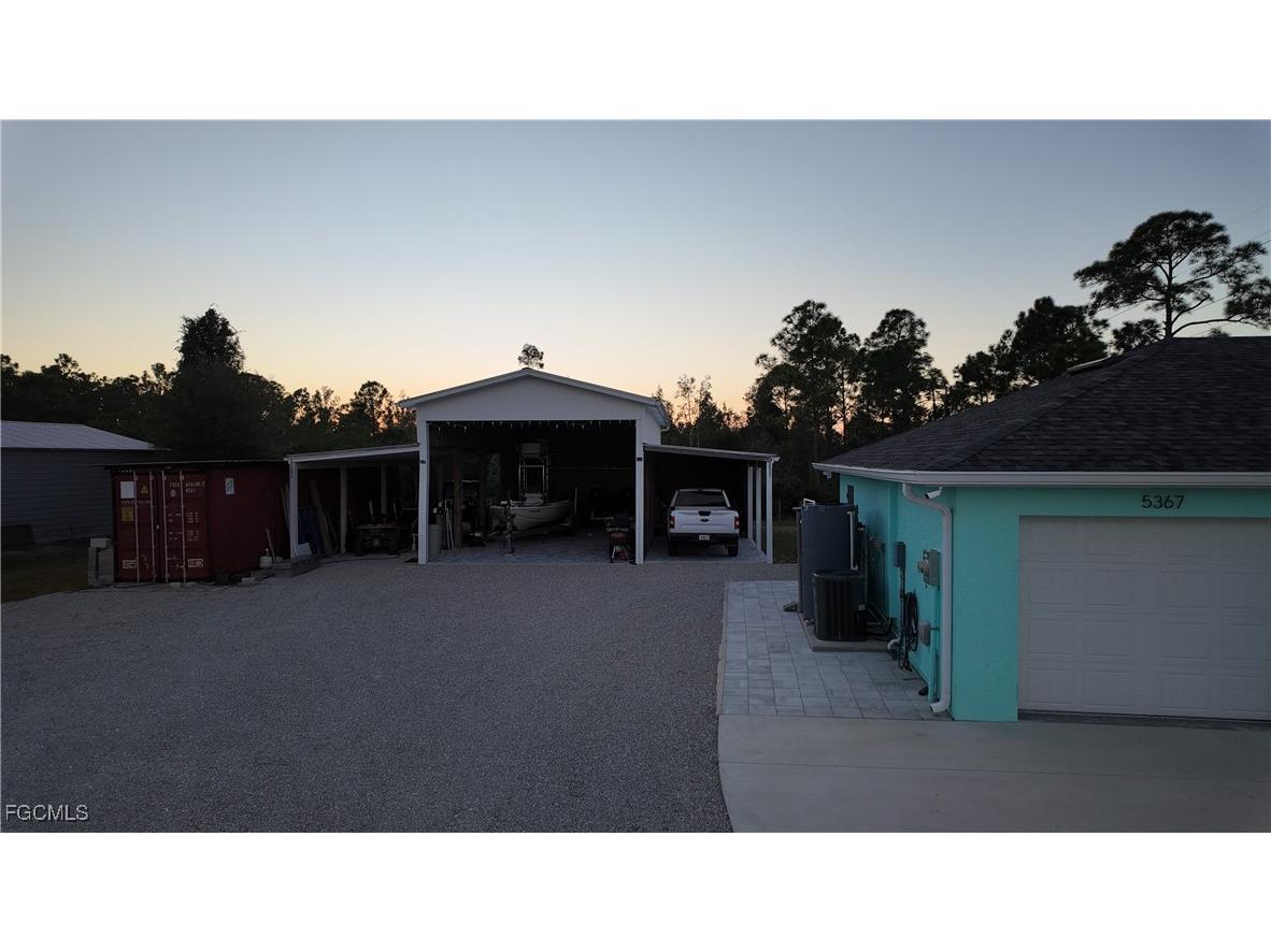 5367 Grovewood Circle Punta Gorda FL 33982 2025020568 image4