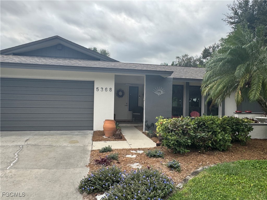 5368 Chippendale Circle W Fort Myers FL 33919 2026002751 image1