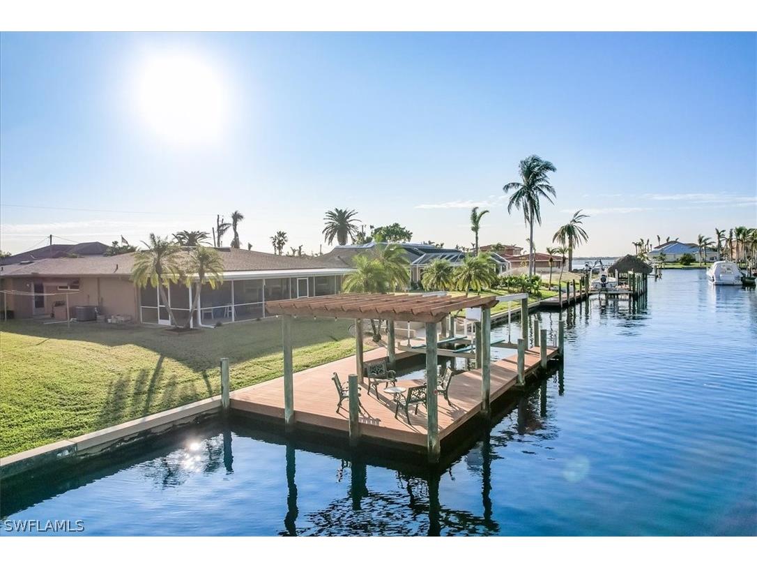 5368 Colonade Court Cape Coral FL 33904 222083798 image1
