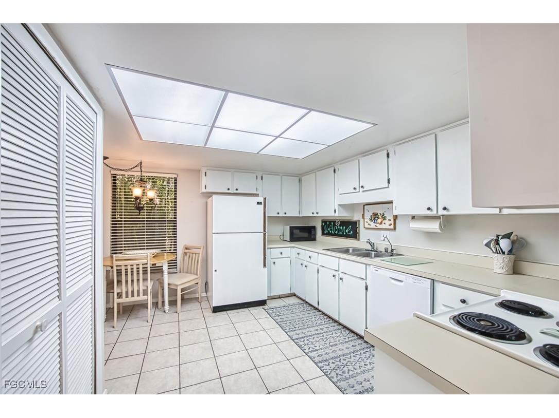 5368 Council Lane Fort Myers FL 33907 2025014983 image13