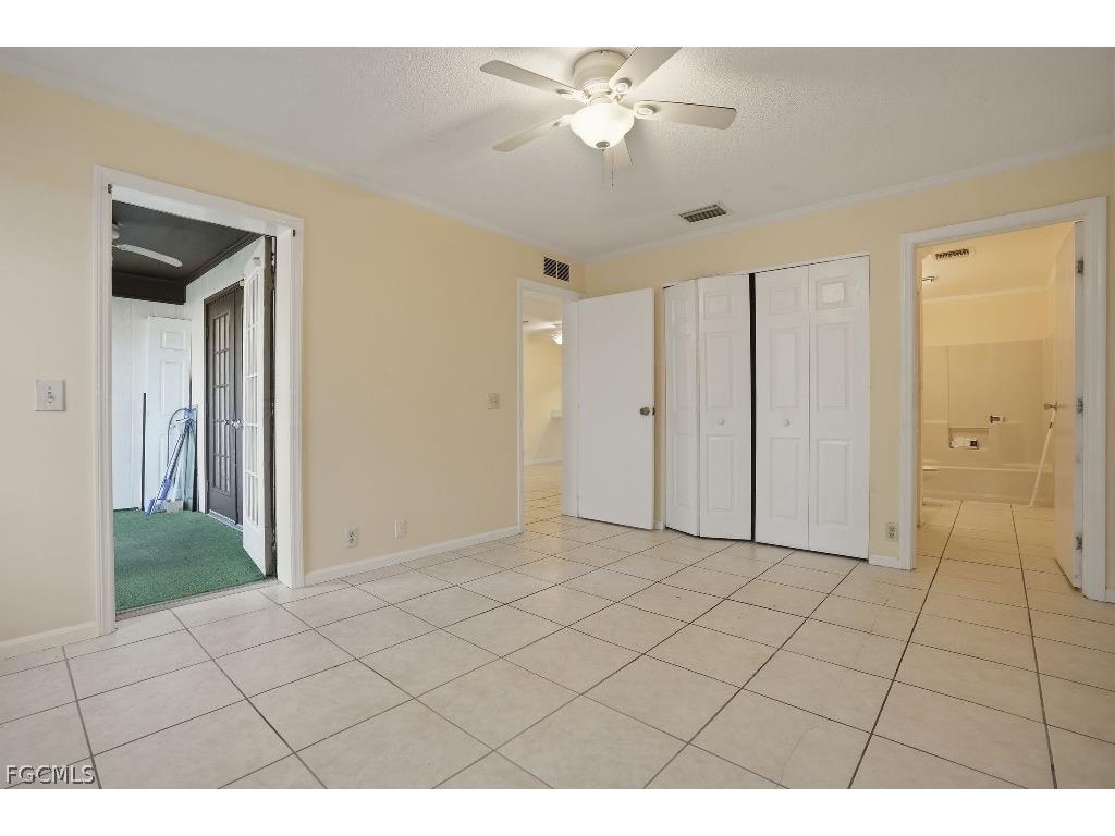 5369 Treetops Drive #M102 Naples FL 34113 2026011835 image9