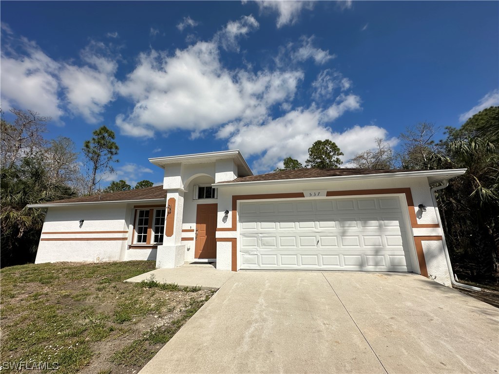 537 41st Avenue NE Naples FL 34120 223017733 image1