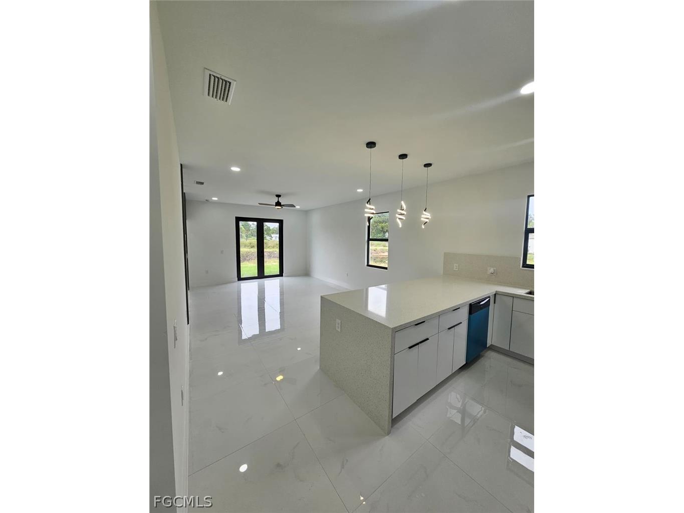 537 Hawthorne Avenue S Lehigh Acres FL 33974 2026013660 image7