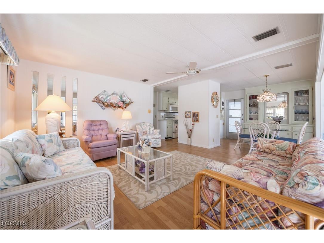 537 Palmer Boulevard North Fort Myers FL 33903 2025019841 image20