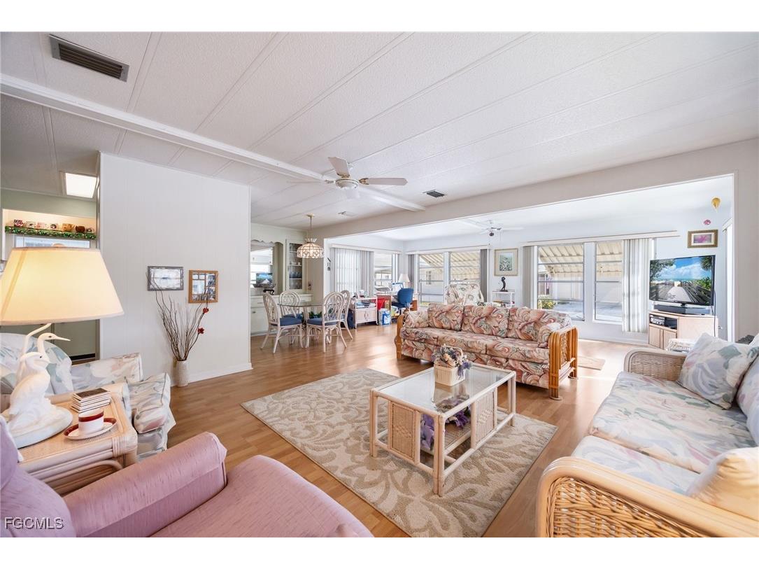 537 Palmer Boulevard North Fort Myers FL 33903 2025019841 image22