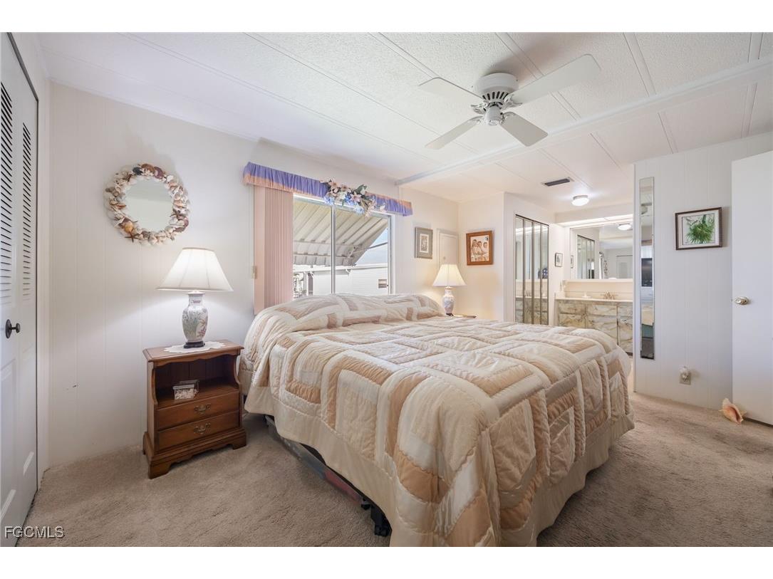 537 Palmer Boulevard North Fort Myers FL 33903 2025019841 image25