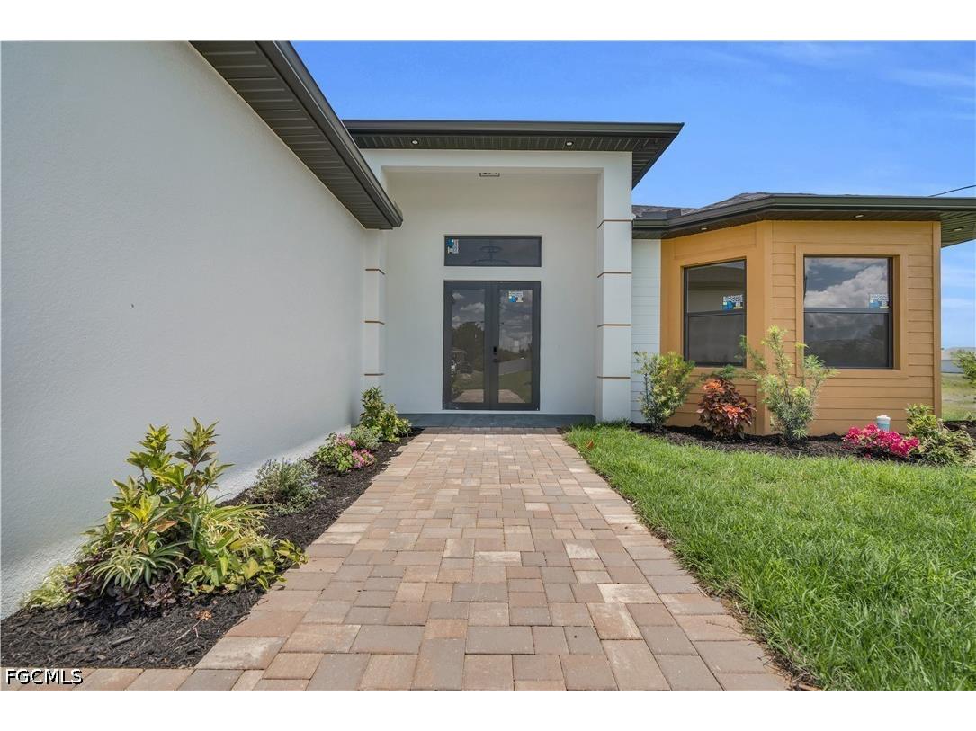 537 Paloma Avenue Lehigh Acres FL 33974 2026021056 image3