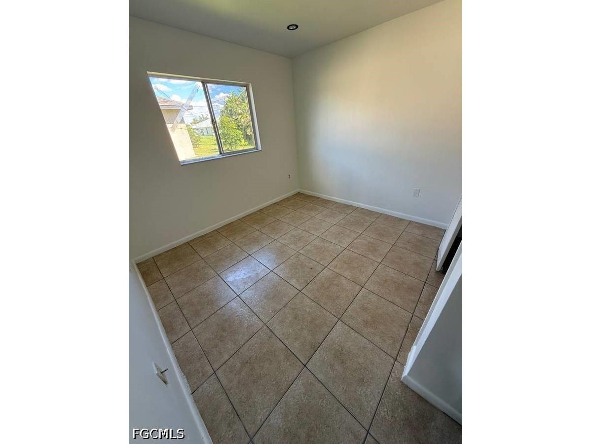 537 SE 6th Place #B Cape Coral FL 33990 2026017091 image16
