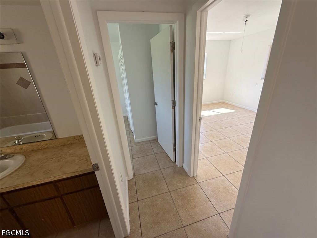 537 SE 6th Place #B Cape Coral FL 33990 2026017091 image6