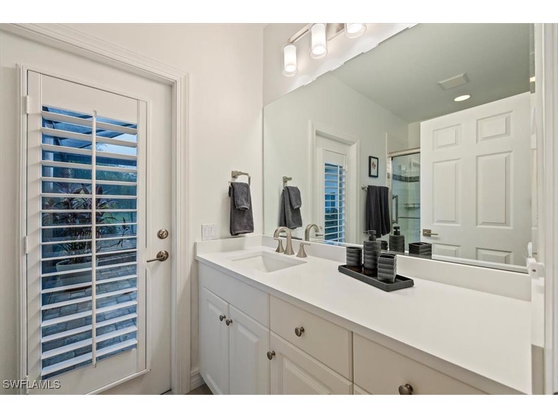 537 Wedgewood Way Naples FL 34119 225066739 image17