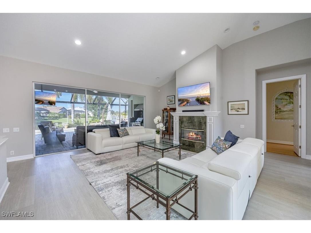 537 Wedgewood Way Naples FL 34119 225066739 image5