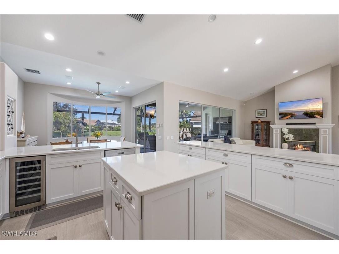 537 Wedgewood Way Naples FL 34119 225066739 image7