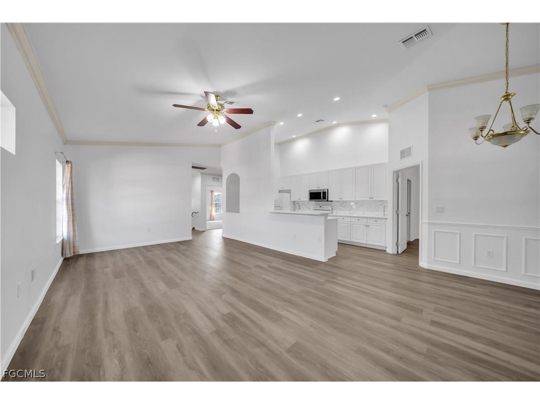 5370 Park Road #4 Fort Myers FL 33908 2026007834 image8