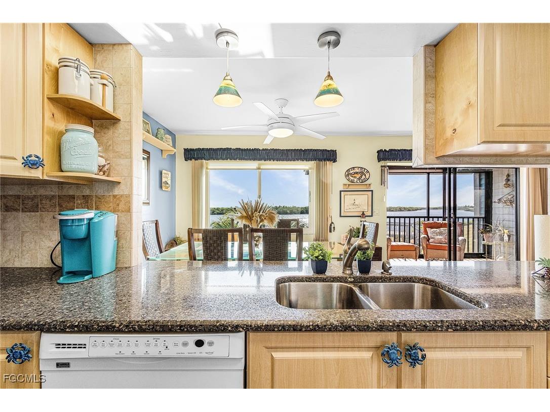 5371 Blue Crab Circle #2 Bokeelia FL 33922 2025021376 image8