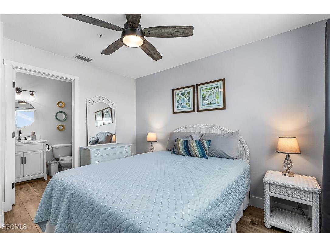 5371 Blue Crab Circle #4 Bokeelia FL 33922 2025009733 image17