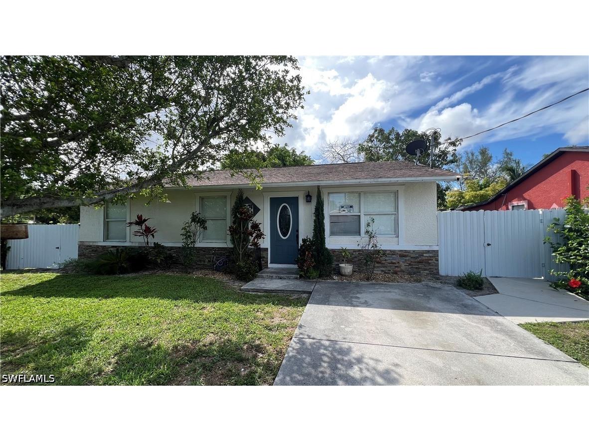 5374 Warren Street Naples FL 34113 226017499 image1