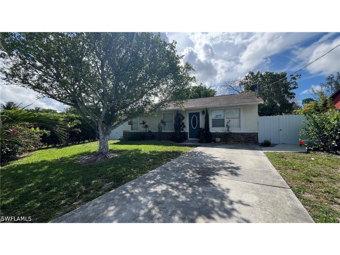5374 Warren Street Naples FL 34113 226017499 image2
