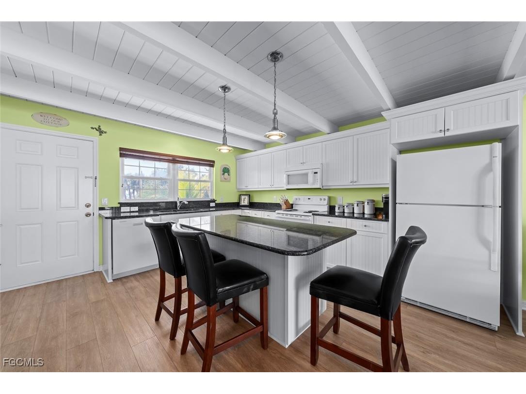 5379 Palmetto Street Fort Myers Beach FL 33931 2025020892 image10