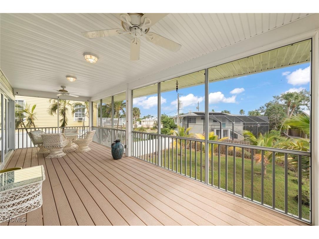 5379 Palmetto Street Fort Myers Beach FL 33931 2025020892 image25