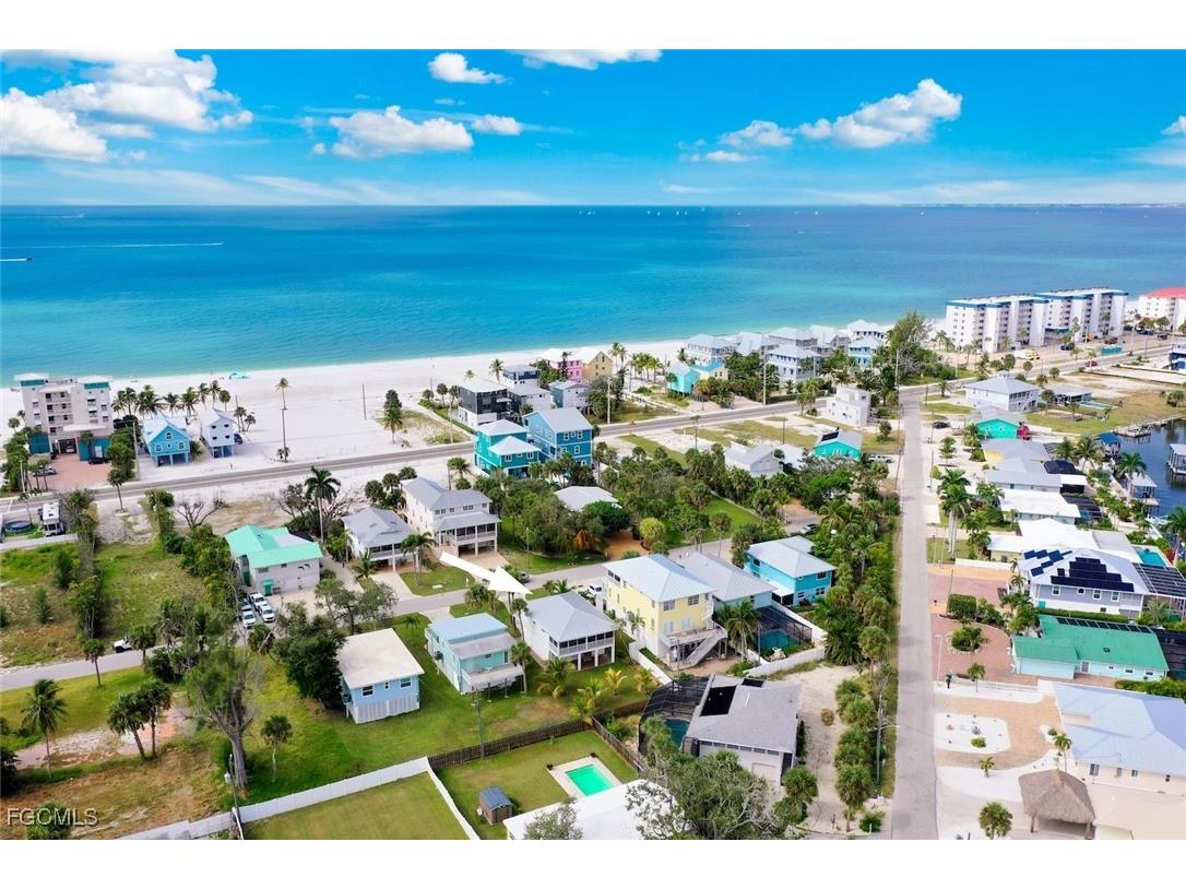 5379 Palmetto Street Fort Myers Beach FL 33931 2025020892 image3