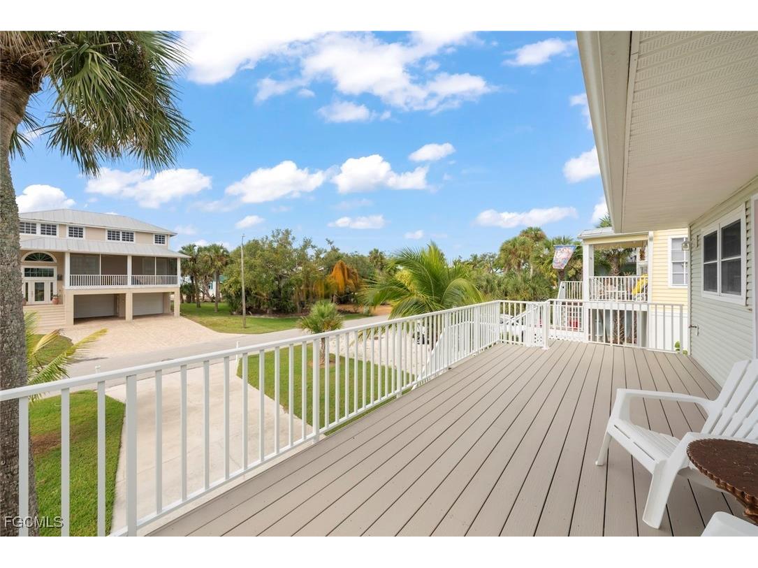 5379 Palmetto Street Fort Myers Beach FL 33931 2025020892 image45