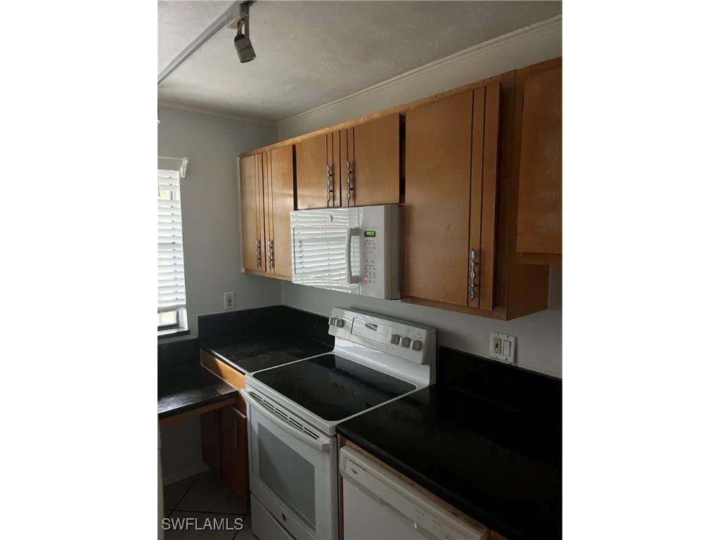 5379 Treetops Drive #M203 Naples FL 34113 226005821 image1
