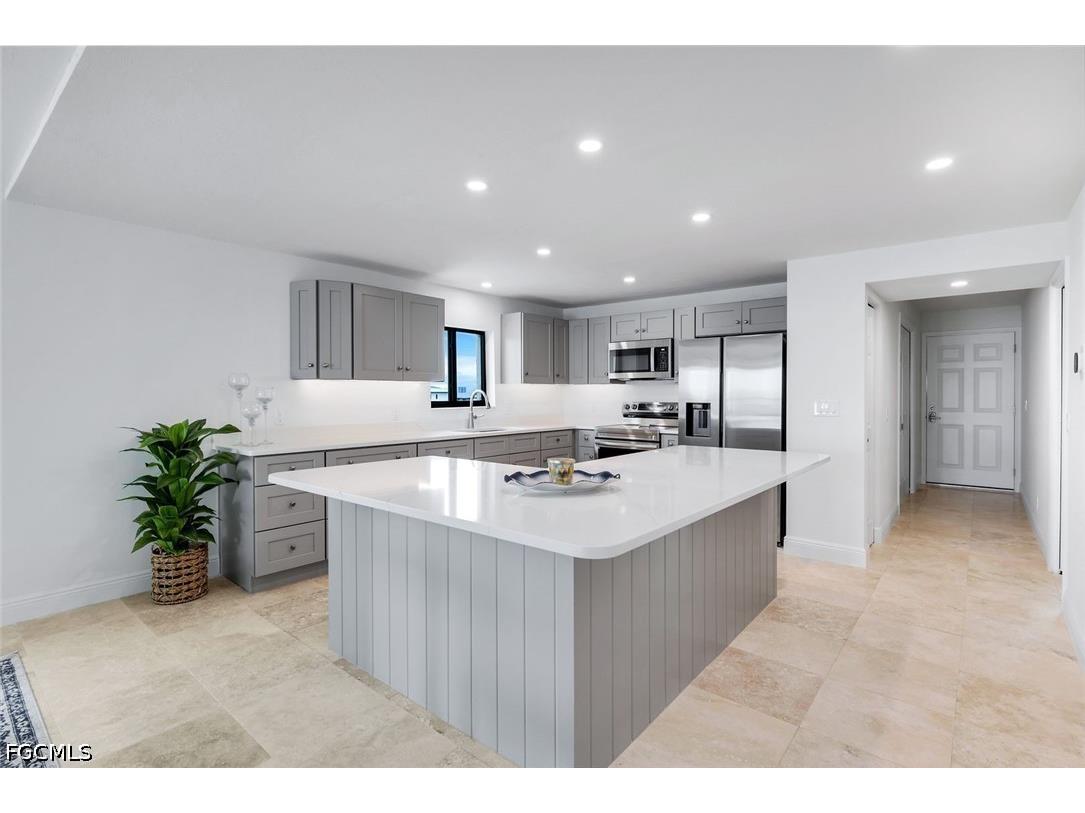 538 Estero Boulevard #304 Fort Myers Beach FL 33931 2026025152 image11