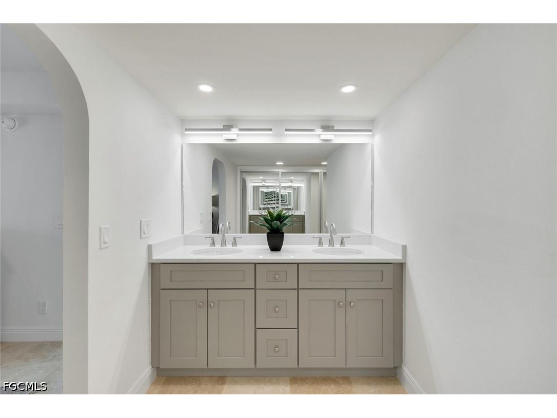 538 Estero Boulevard #304 Fort Myers Beach FL 33931 2026025152 image18