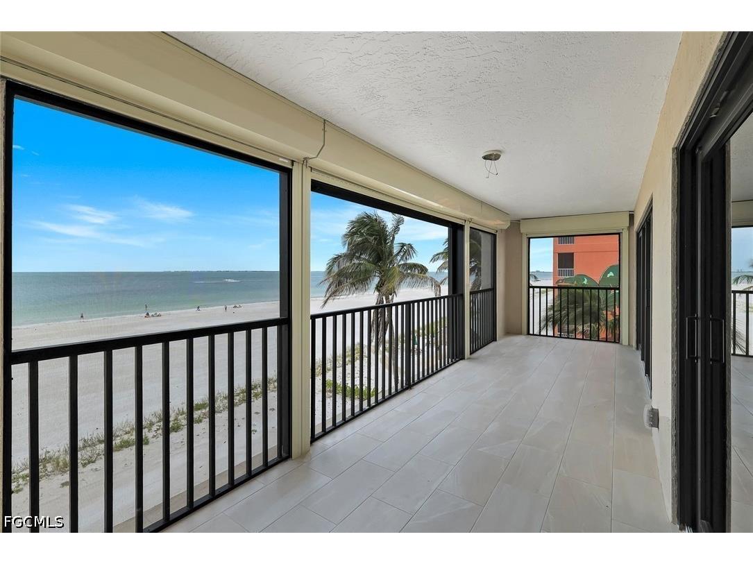 538 Estero Boulevard #304 Fort Myers Beach FL 33931 2026025152 image5