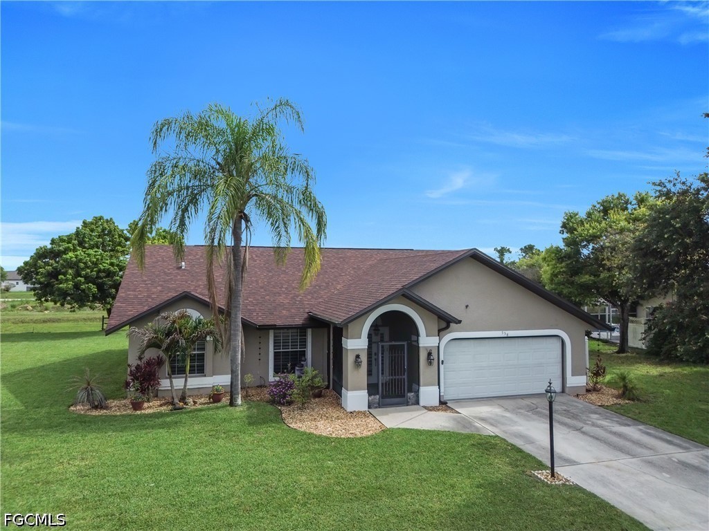 538 Whispering Wind Bend Lehigh Acres FL 33974 2026023796 image3