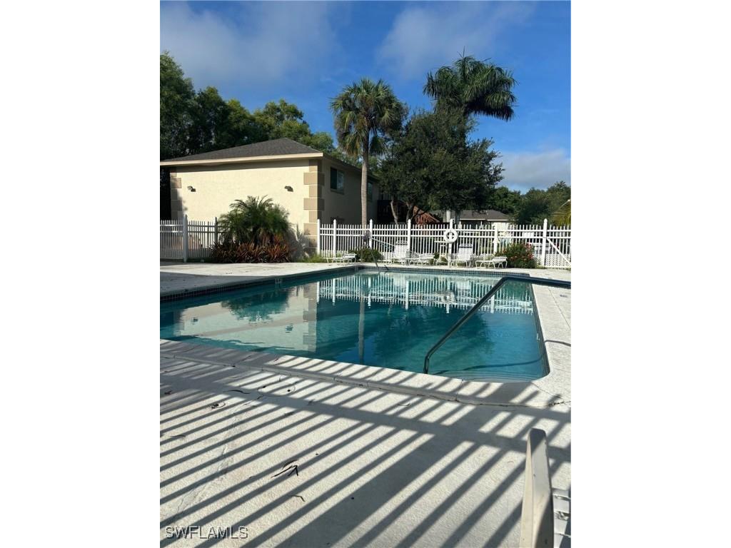 5386 16th Place SW #F-4 Naples FL 34116 225078273 image1