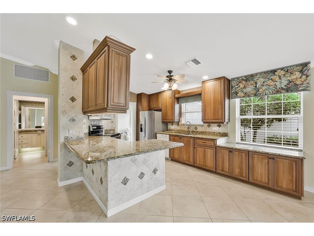 5386 Guadeloupe Way Naples FL 34119 226021181 image9